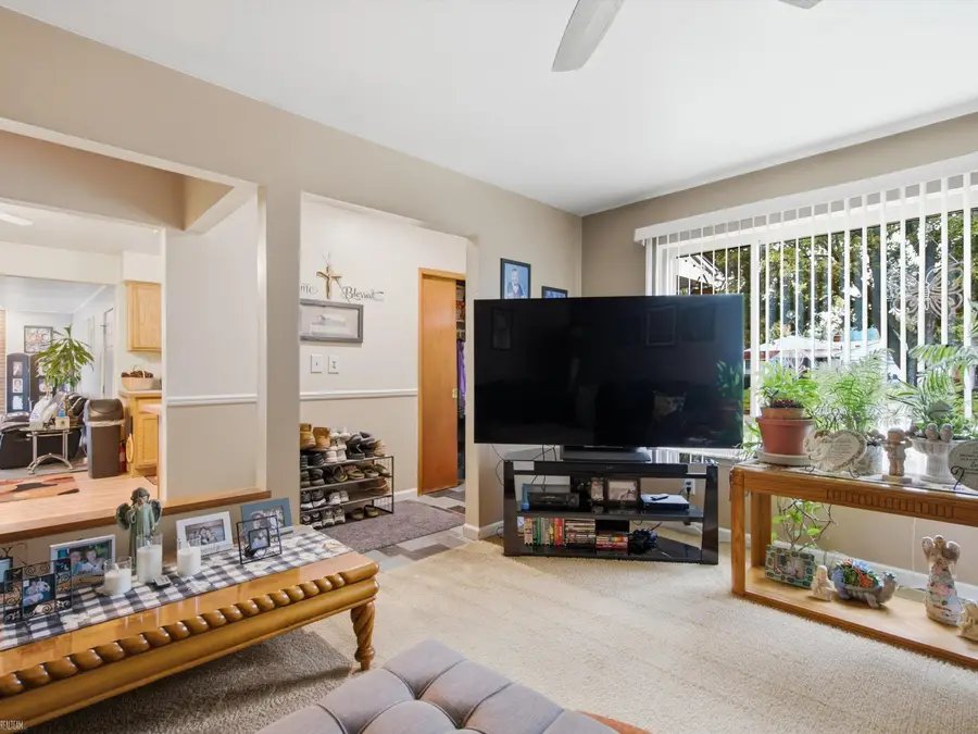 27952 Thomas AVE, Warren, MI 48092 - #3