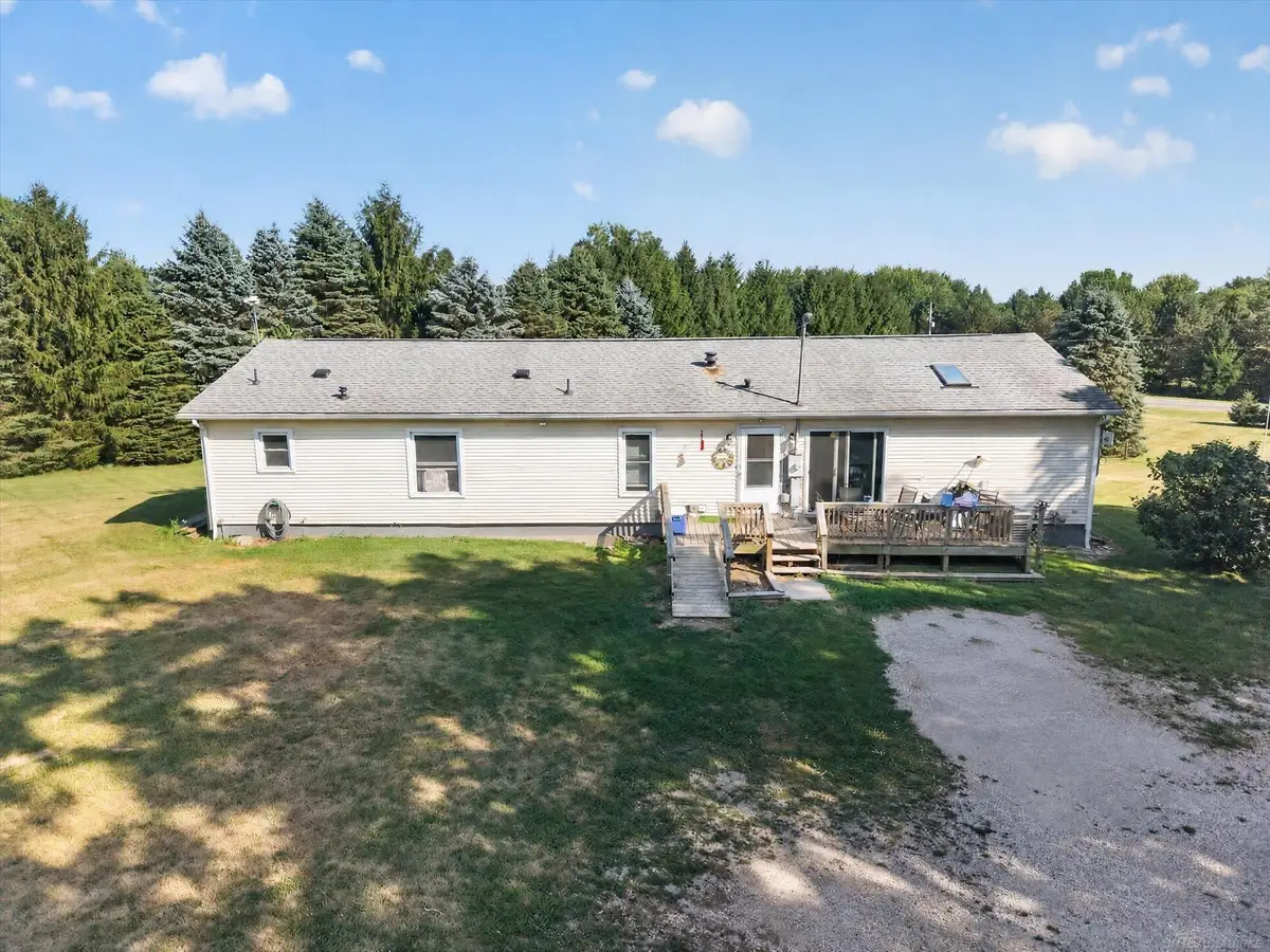 4499 Onondaga RD, Onondaga, MI 49264 - #1