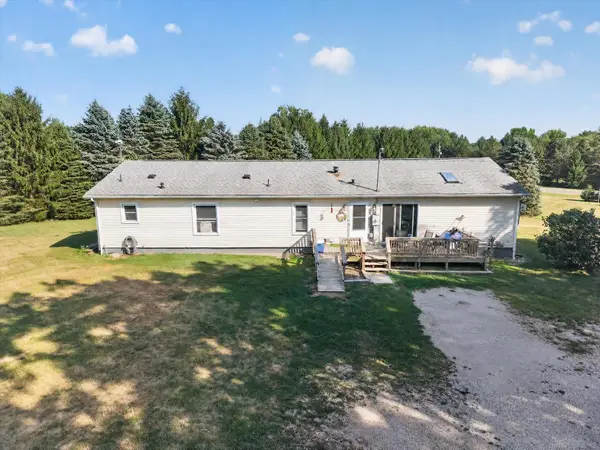 4499 Onondaga RD, Onondaga, MI 49264