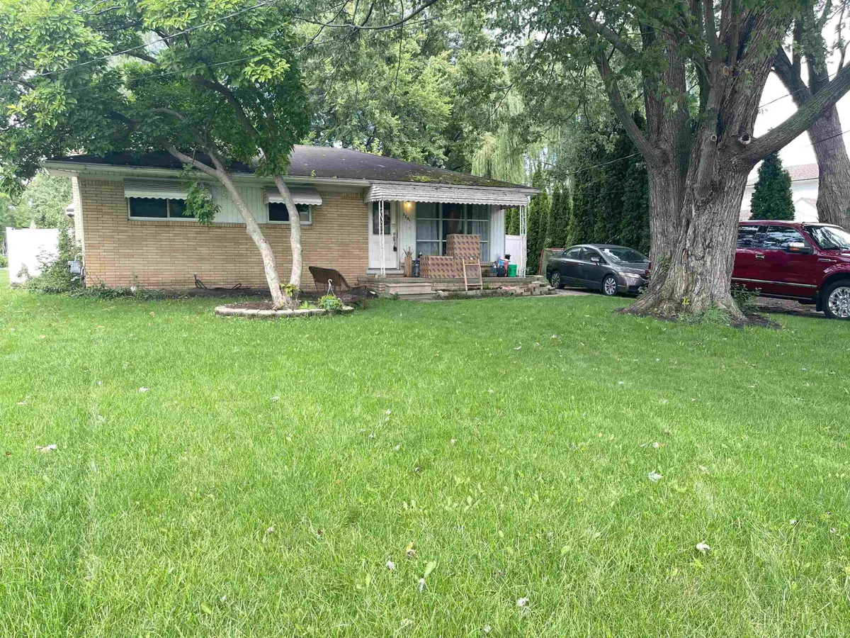 2291 Chesley DR, Sterling Heights, MI 48310 - #1