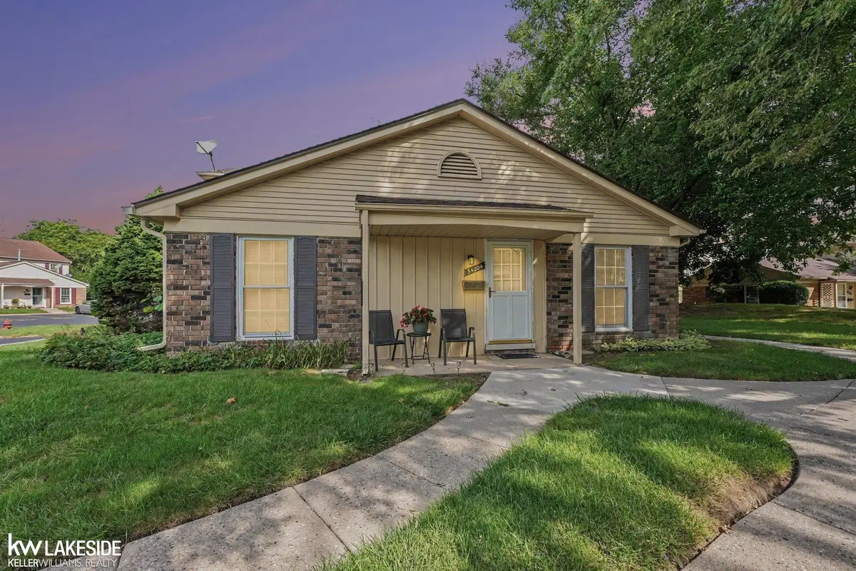 34204 Garfield CIR, Fraser, MI 48026 - #1