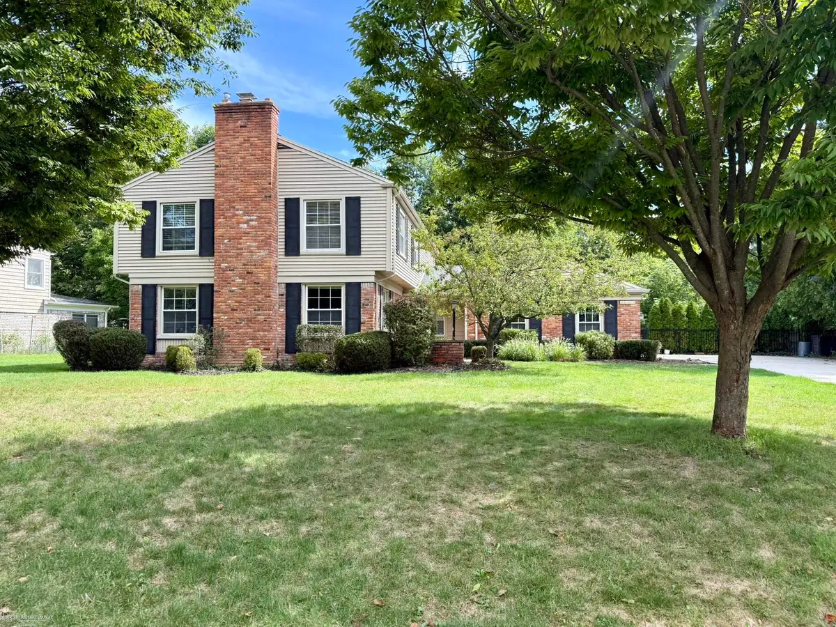 31310 Foxboro WAY, Southfield, MI 48025 - #1