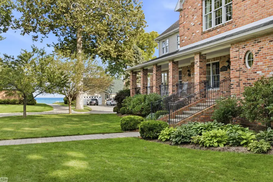 2983 Sandy Oaks LN, Fort Gratiot, MI 48059 - #2