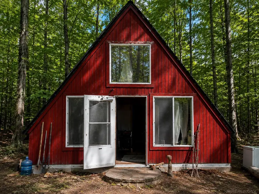 N127 N Round Lake RD, Wetmore, MI 49895 - #2