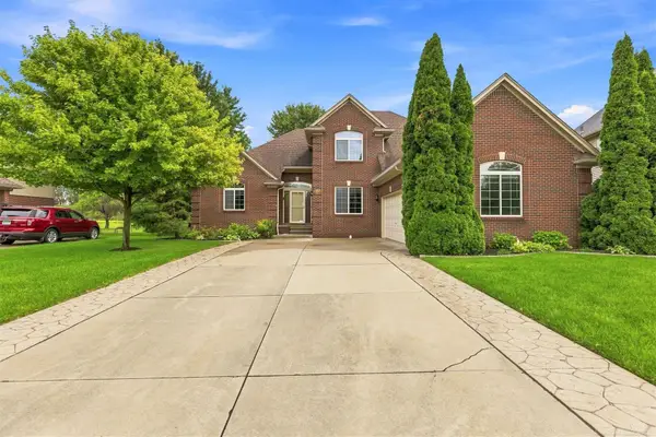 28754 Coleridge ST, HarrisonTownship, MI 48045