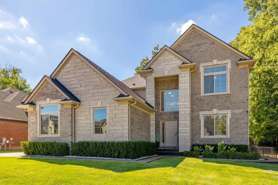 54321 Deadwood LN, Shelby, MI 48316 - #2