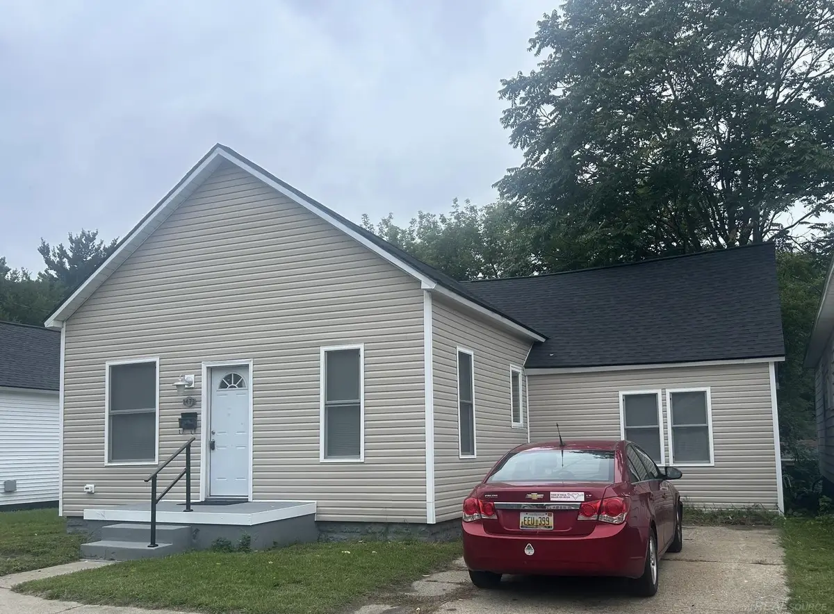 1473 Division, Muskegon, MI 49441 - #1