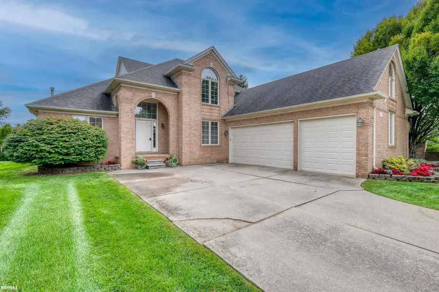 47042 Willingham WAY, Shelby, MI 48315 - #2