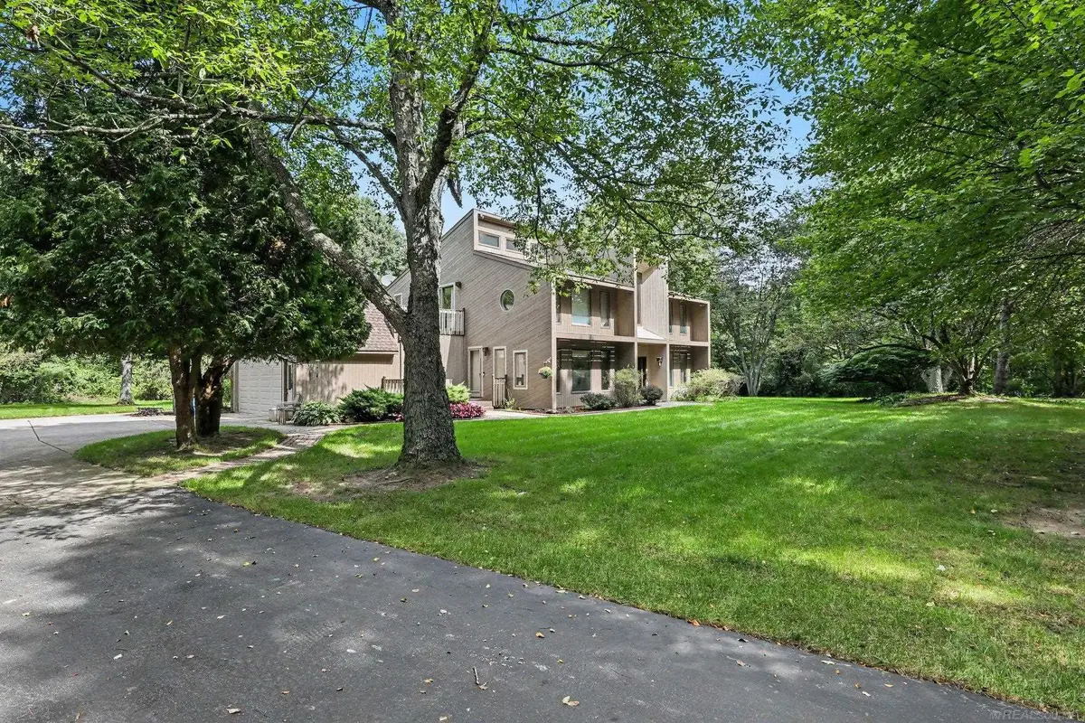 78718 Pearl DR, Romeo, MI 48065 - #1