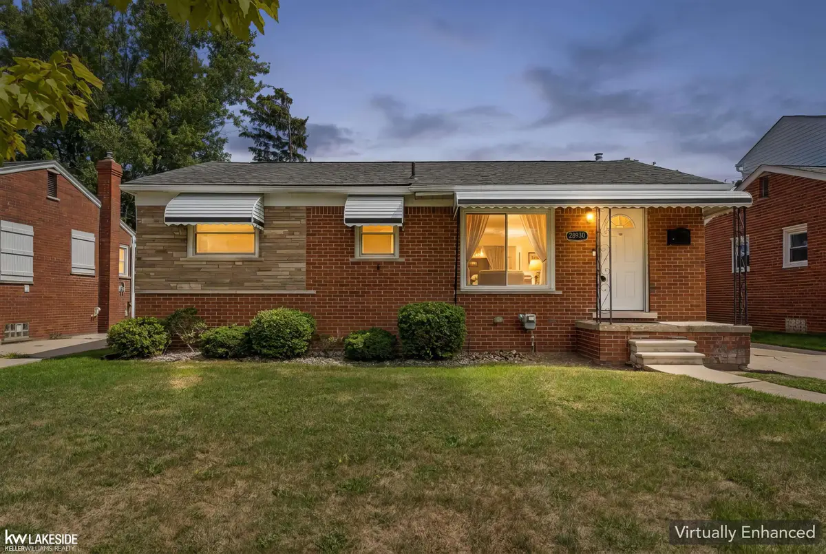 28930 Hughes ST, Saint Clair Shores, MI 48081 - #1