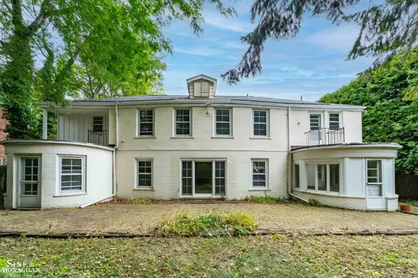 41 Beacon Hill RD, GrossePointeFarms, MI 48236