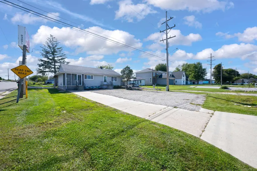 6381 Dyke RD, Algonac, MI 48001 - #2