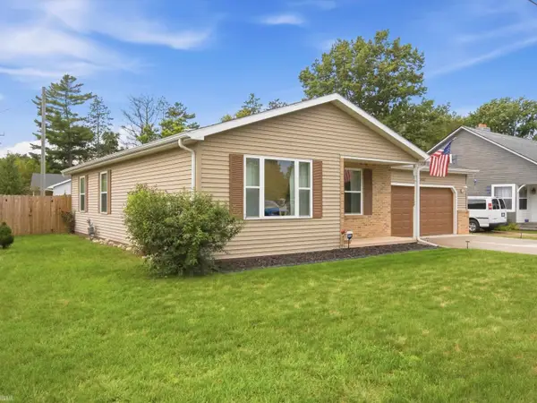 5507 Lakeshore RD, FortGratiot, MI 48059