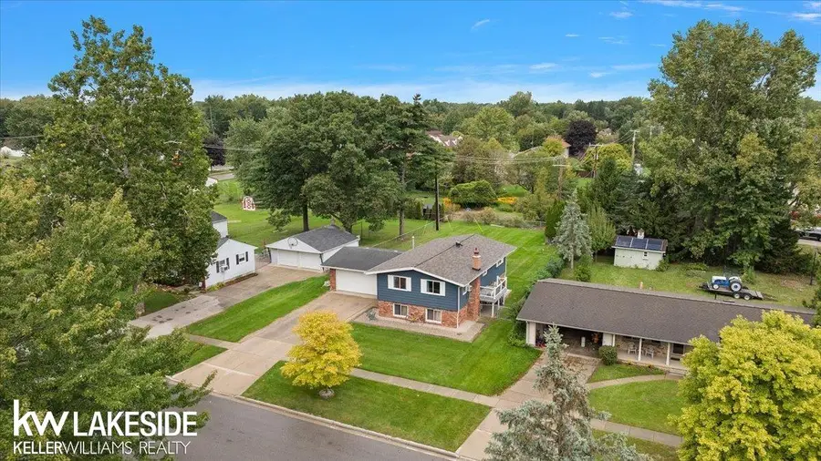 36435 Madison ST, Richmond, MI 48062 - #2