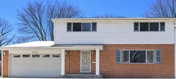 1339 Essling, Saginaw, MI 48601