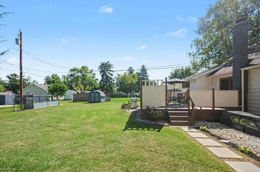 1105 Henry ST, Saint Clair, MI 48079 - #3