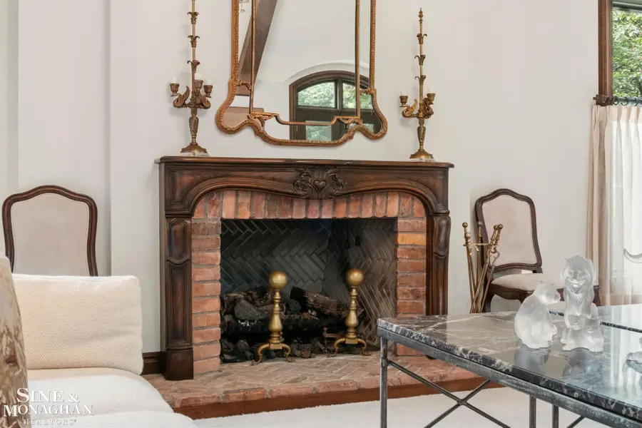 121 Vendome RD, Grosse Pointe Farms, MI 48236 - #3