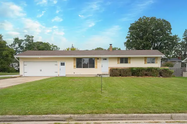 2915 Continental, BayCity, MI 48706