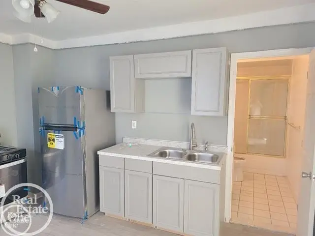 3844 Norwalk ST, Hamtramck, MI 48212 - #3
