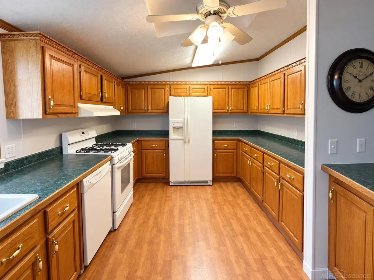 7497 Cardinal RD, Lexington, MI 48450 - #1