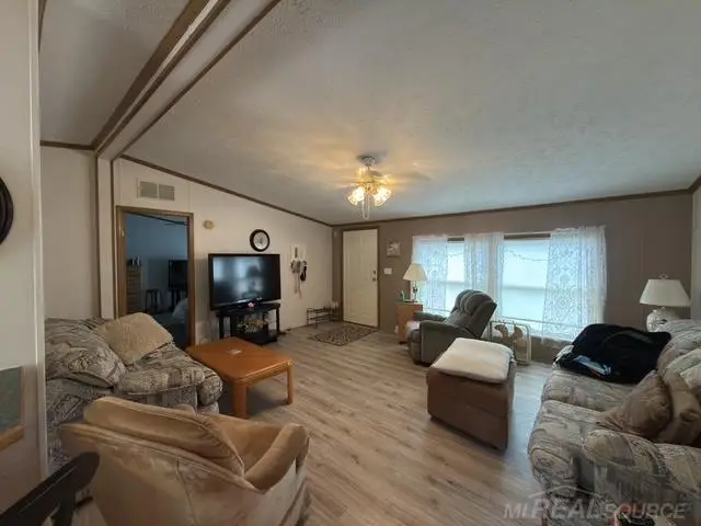 7497 Cardinal RD, Lexington, MI 48450 - #3