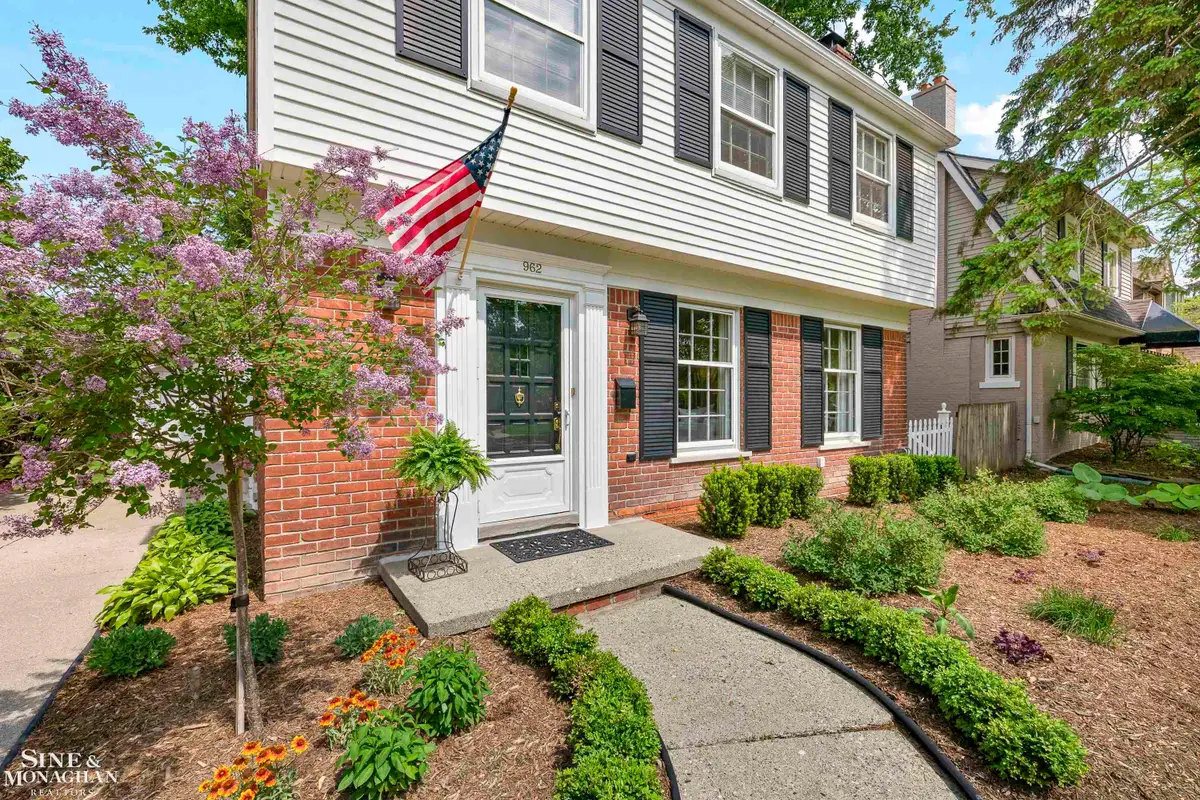 962 lincoln RD, Grosse Pointe, MI 48230 - #1