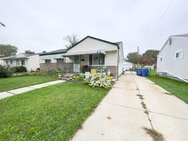 22132 Masch ST, Warren, MI 48091