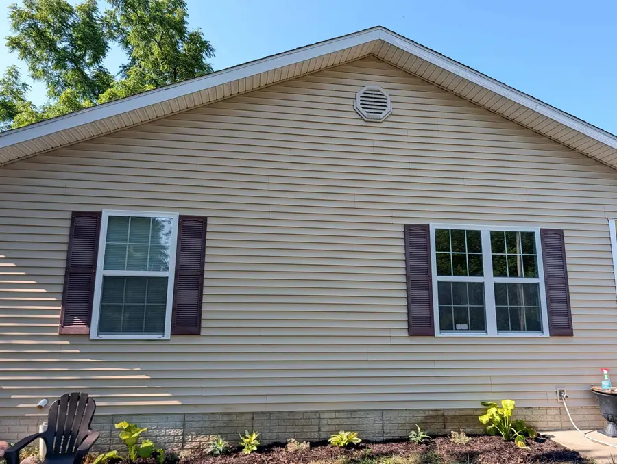 2275 Lincoln Manor AVE, Flint, MI 48507 - #2