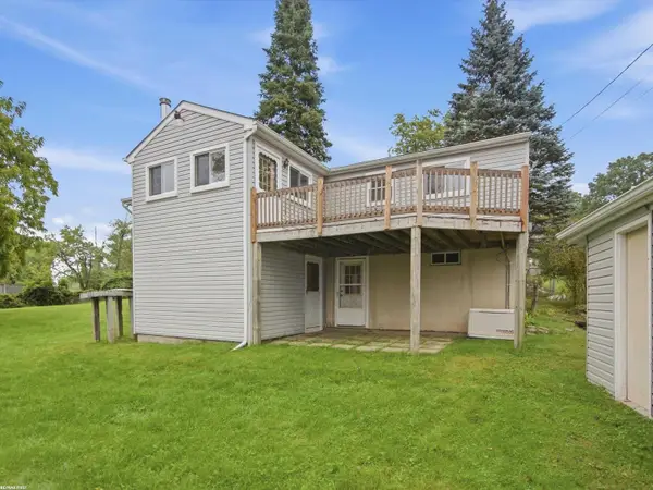 1278 Oregon BLVD, Waterford, MI 48327