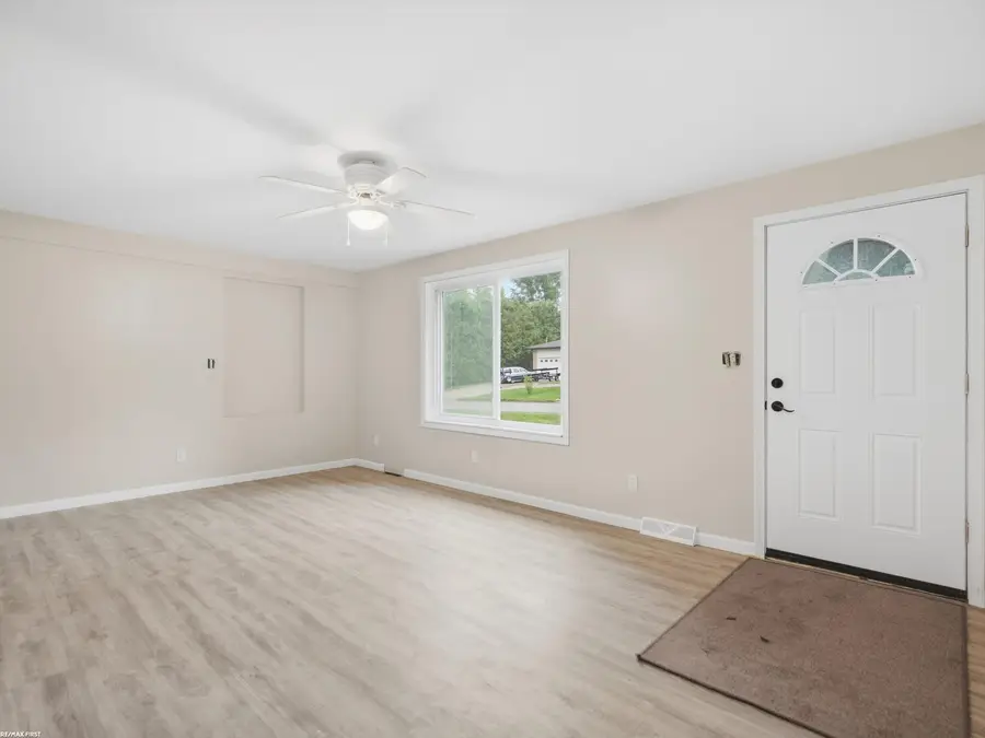 1278 Oregon BLVD, Waterford, MI 48327 - #3