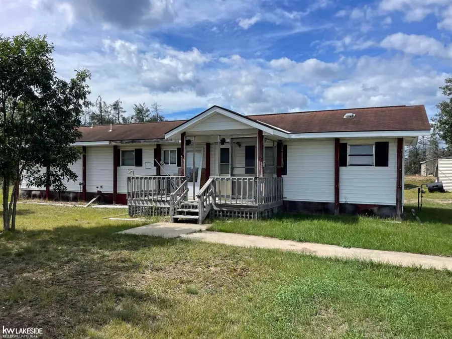 586 S Headquarters RD, Grayling, MI 49738 - #2