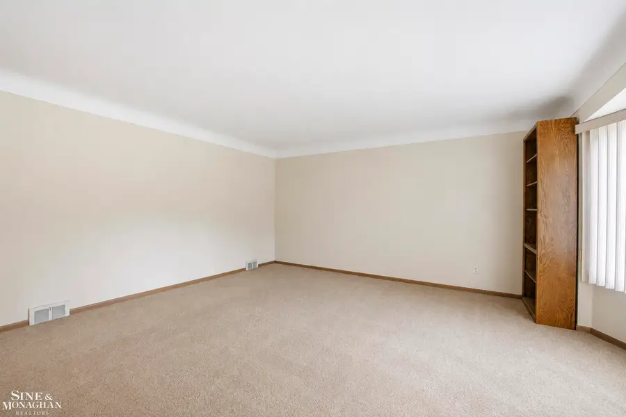 402 Roland, Grosse Pointe Farms, MI 48236 - #3