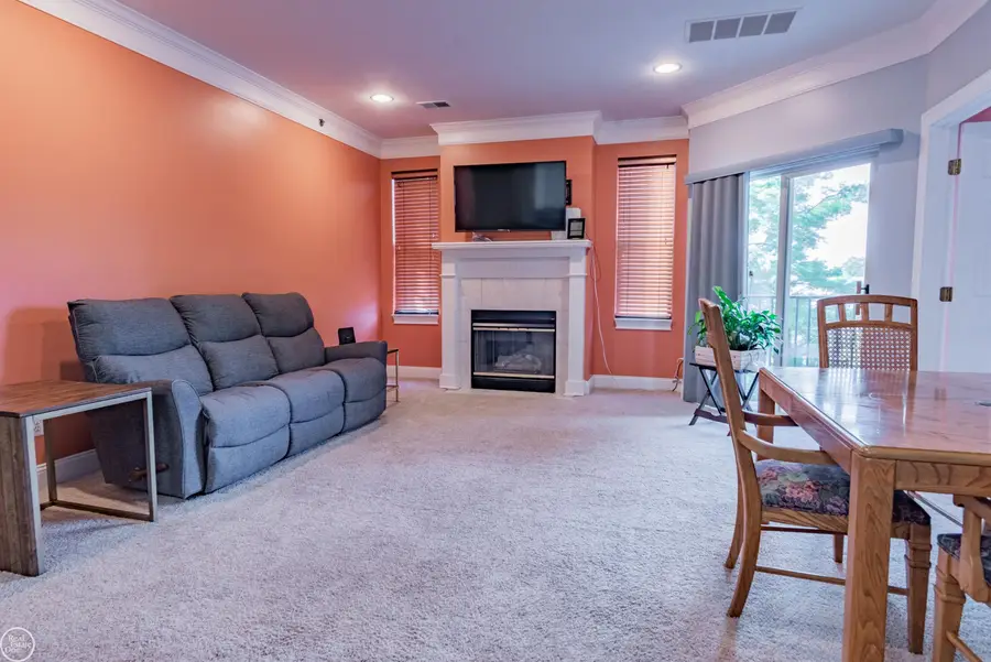 39178 Hayes, Clinton, MI 48038 - #2