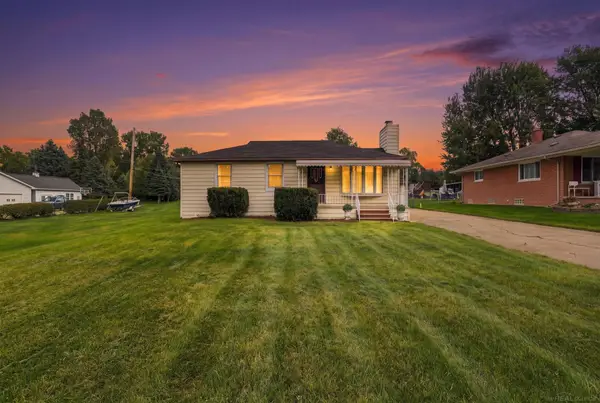 45584 N Branch DR, Macomb, MI 48042