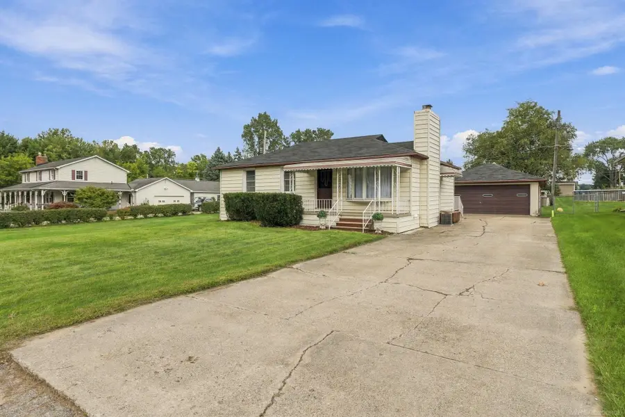 45584 N Branch DR, Macomb, MI 48042 - #3