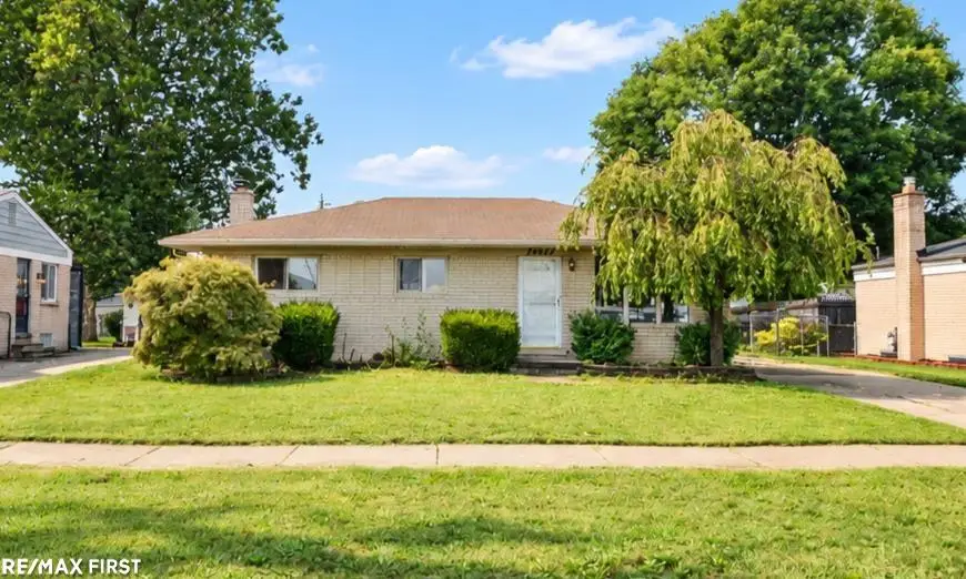 35247 Kelly RD, Clinton Township, MI 48035 - #1