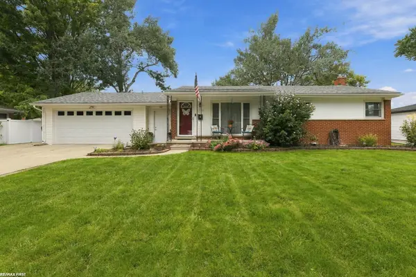 23789 Whitley NONE, ClintonTownship, MI 48035