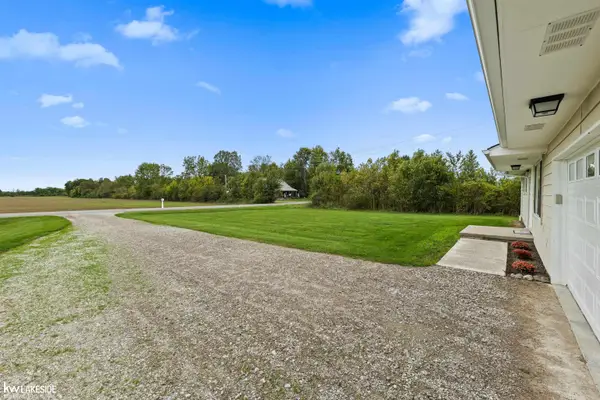 3359 Emmett RD, Emmett, MI 48022