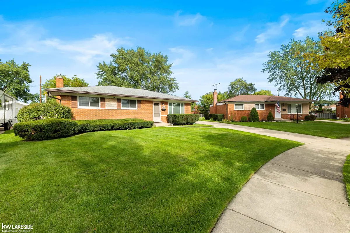 33214 Priehs, Sterling Heights, MI 48312 - #1