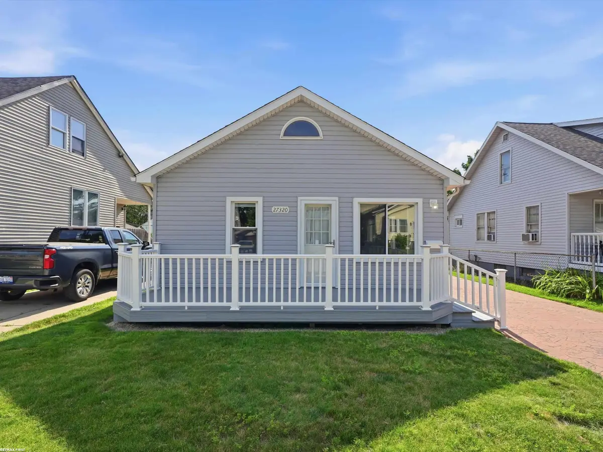 27320 Lawnwood ST, Roseville, MI 48066 - #1
