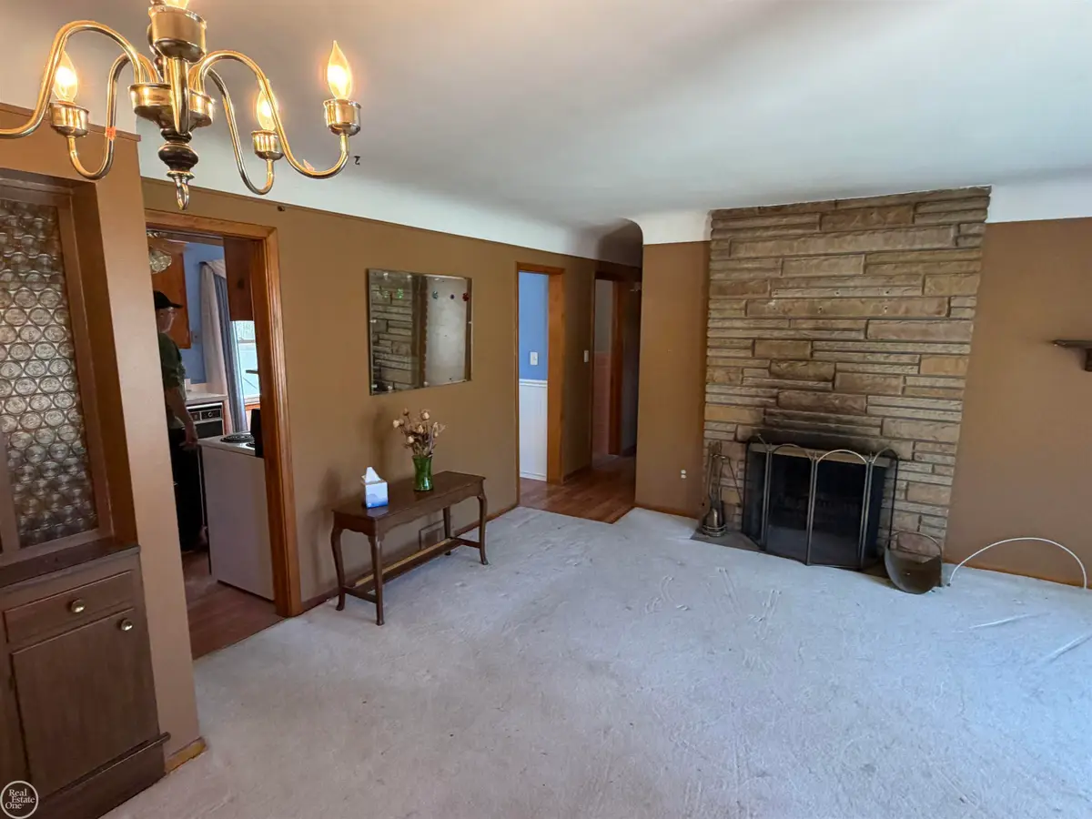 16990 Martin RD, Roseville, MI 48066 - #1