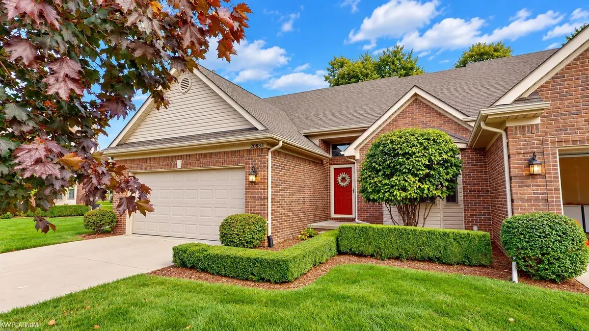 20833 Belclare DR, Macomb, MI 48044 - #1