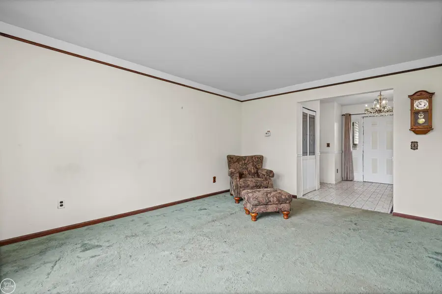 238 Parkwood DR, Metamora, MI 48455 - #3