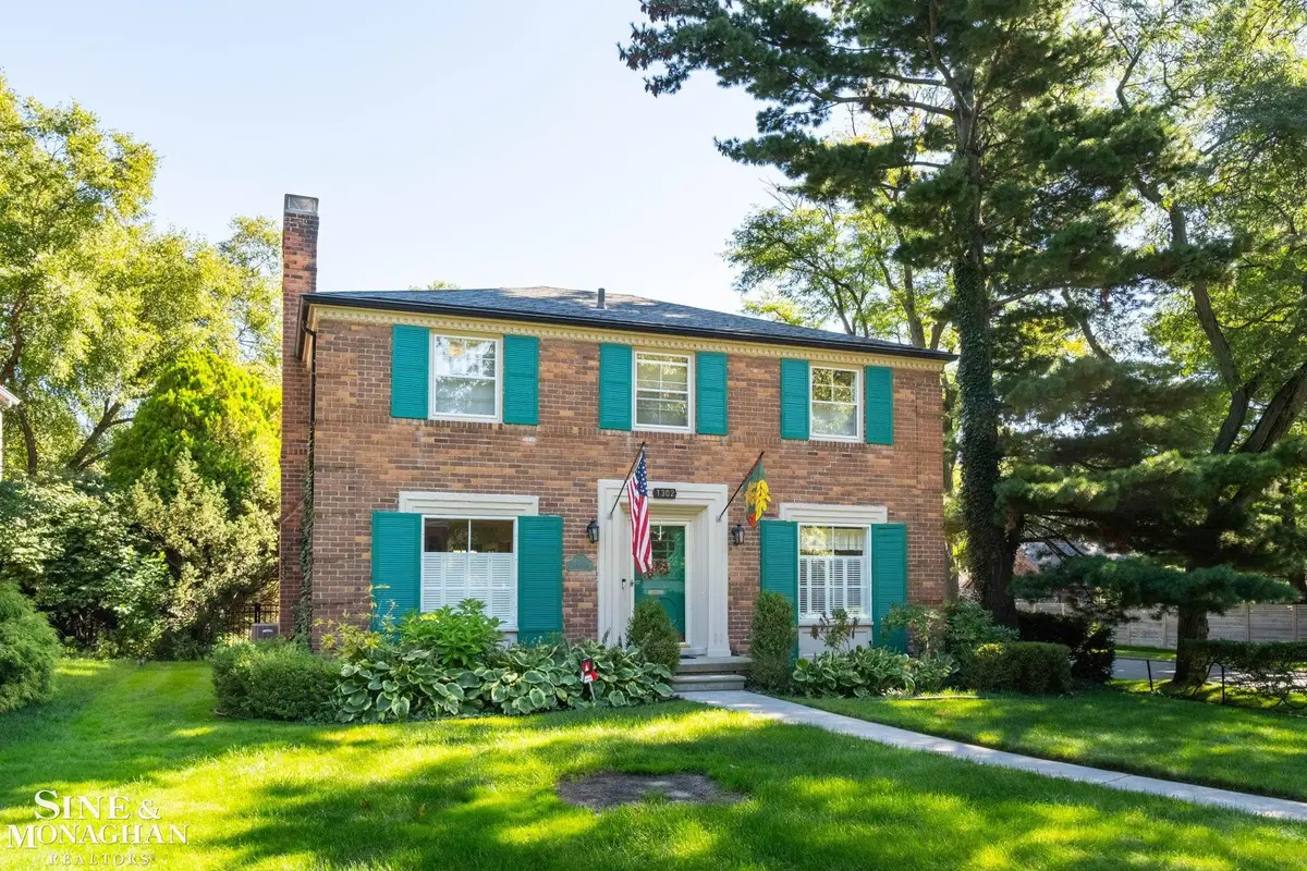 1302 Yorkshire RD, Grosse Pointe Park, MI 48230 - #1