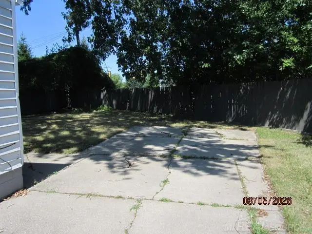 20601 Ridgemont, Harper Woods, MI 48225 - #3