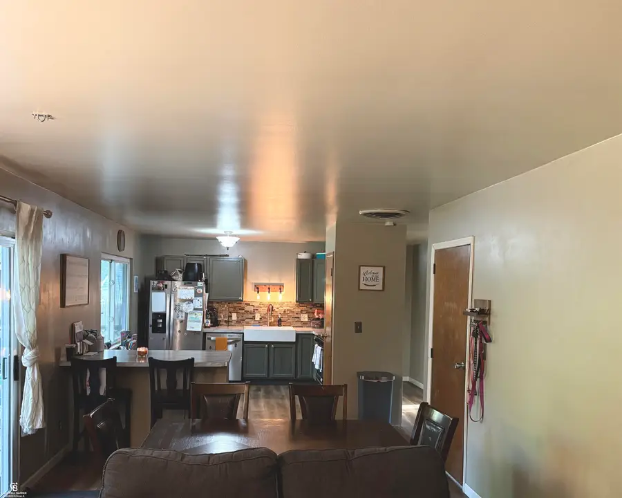 3050 Oakwood DR, Port Huron, MI 48060 - #2