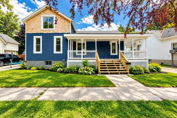 328 N William ST, MarineCity, MI 48039