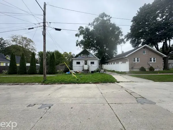 2006 Mershon ST, Saginaw, MI 48602