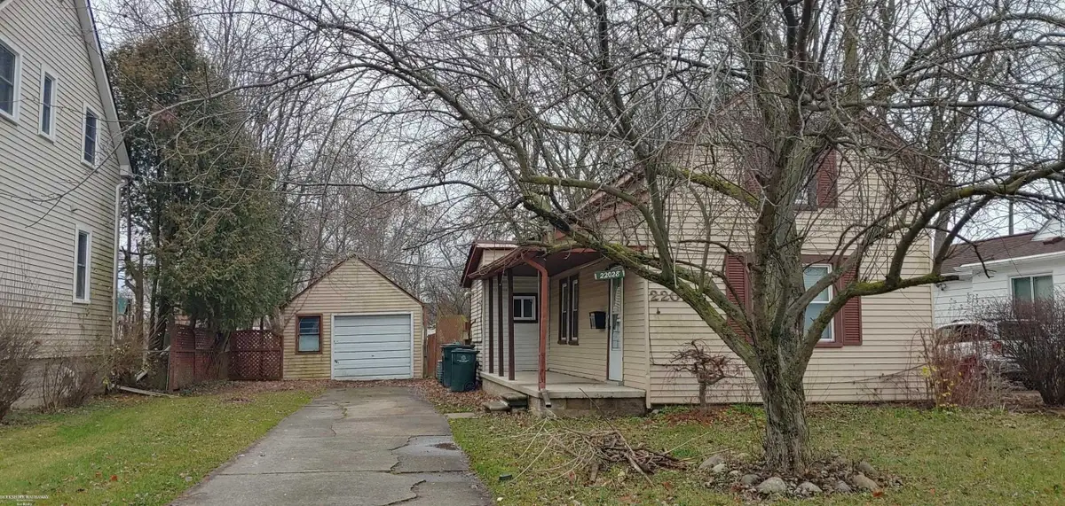 22028 Maple ST, Saint Clair Shores, MI 48081 - #1