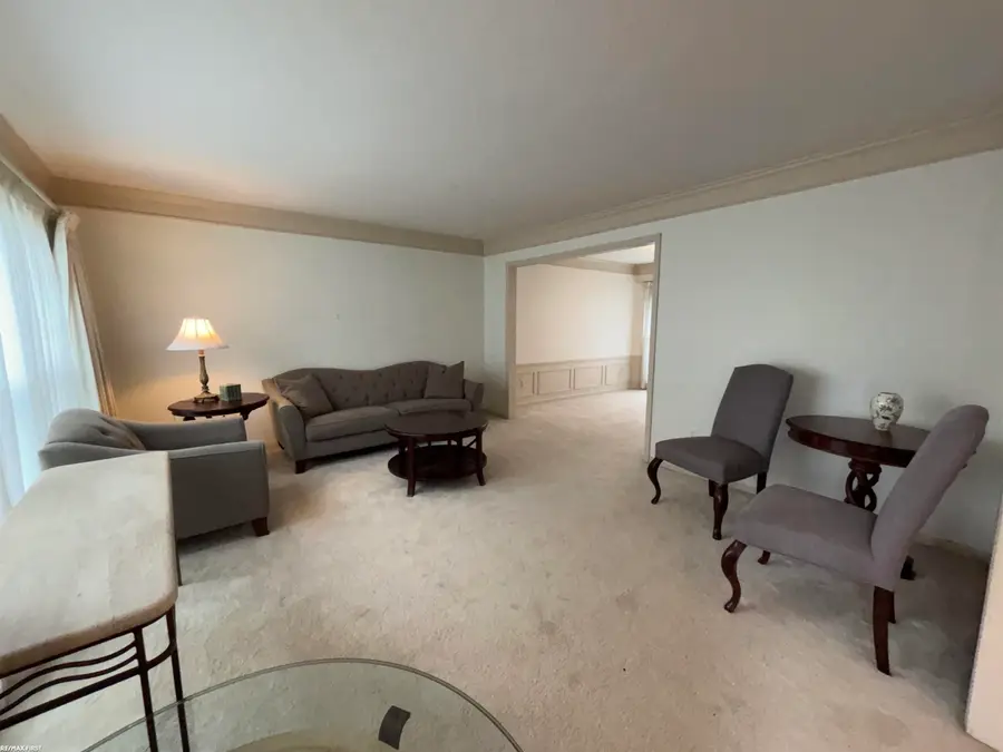 2356 Pleasant View DR, Rochester Hills, MI 48306 - #2